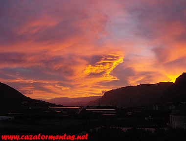 Amanecer desde Buenavista del Norte (Tenerife), 17 de diciembre.