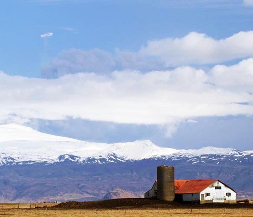 Espectacular nube anillo en el Eyjafjallajökull