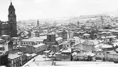 Málaga nevada desde la Alcazaba