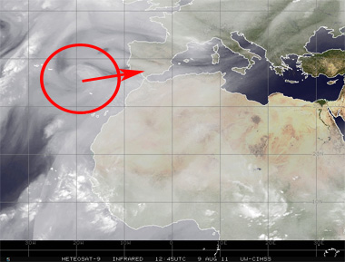 Imagen de vapor de agua, 09.08.11, 12:45 UTC. Crédito: CIMSS.