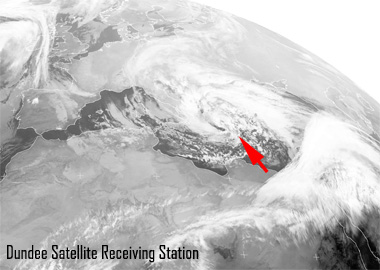 Imagen en modo infrarrojo centrada en la Cuenca del Mediterráneo, 06.02.12, 18 UTC.