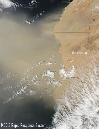 Intensa advección de polvo africano en el Atlántico