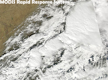 Imagen visible del frente de tormentas. Satélite AQUA (sensor MODIS).