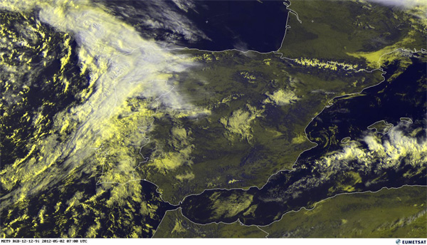 Imagen visible centrada en la Península Ibérica, satélite Meteosat-9. 02.05.12, 07 UTC.