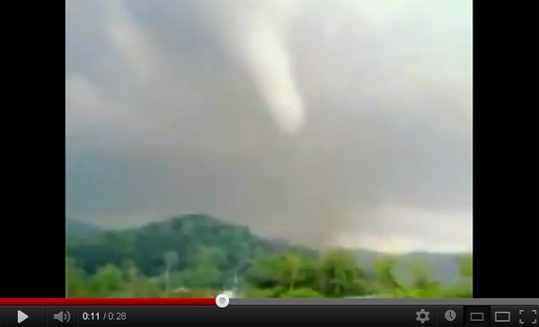 Captura de vídeo del tornado.