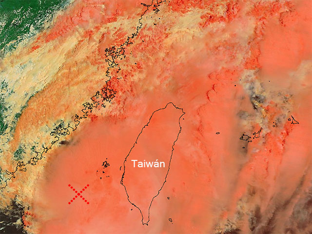 Imagen visible de alta resolución y falso color, centrada en Taiwán. Satélite TERRA (sensor MODIS), 20.06.12. Crédito: NASA.