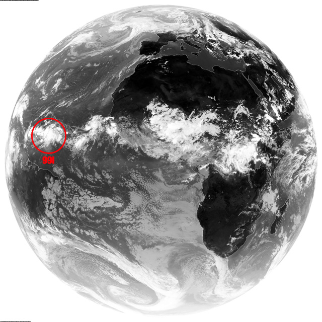 Imagen global en modo infrarrojo, 12 UTC. Crédito: Dundee Satellite Receiving Station.