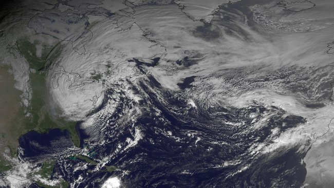Sandy un coloso sistema tropical visto desde el espacio