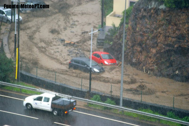 Calles inundadas en Sao Vicente, Madeira, 5 de noviembre de 2012.