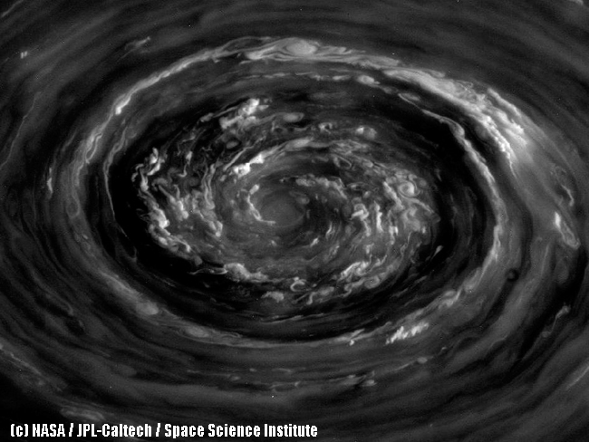 Una supertormenta captada por la Sonda Cassini en Saturno