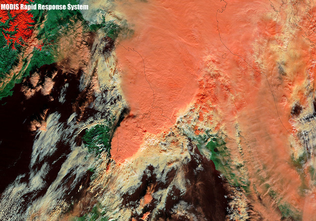 Imagen del Sistema Convectivo de Mesoescala afectando a la Toscana, Italia. Satélite TERRA (sensor MODIS), 12.11.12.