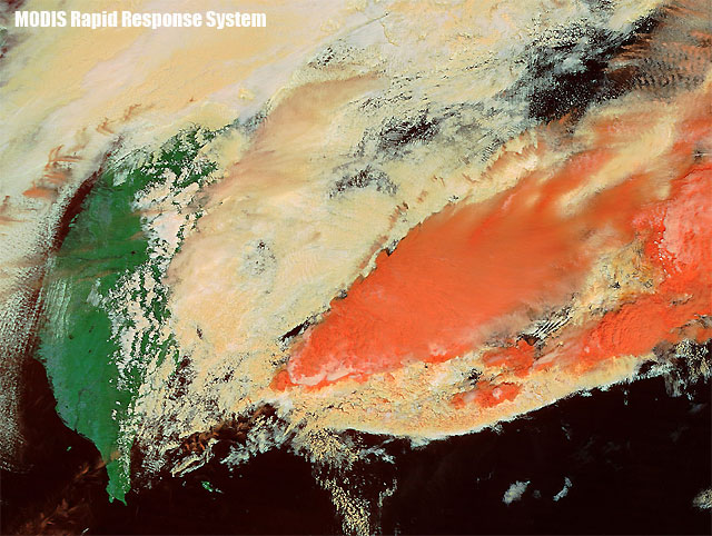 Imagen visible, con realce en RGB, de alta resolución. Satélite TERRA (sensor MODIS). 27.03.13.