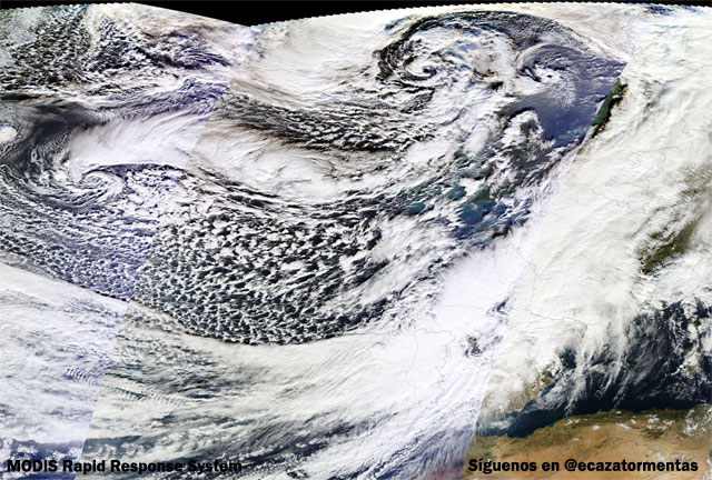 Imagen visible de alta resolución, con el Atlántico Norte dominado por profundas borrascas el día de Nochebuena.