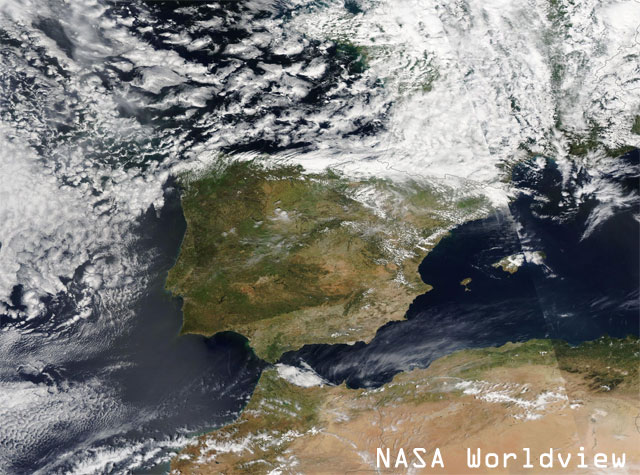 Península Ibérica ayer, desde el satélite AQUA (MODIS) de la NASA.