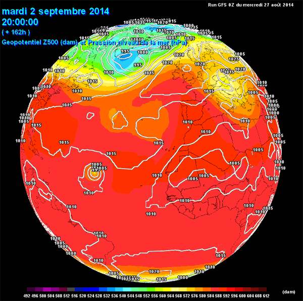 Geopotencial de 500 hPa (colores) y presión en superficie (trazo blanco). Previsión 2 septiembre 2014, 20 UTC. Modelo GFS.