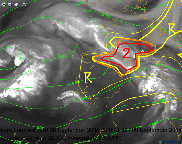 06 UTC de hoy: imagen de vapor de agua + geopotencial de 500 hPa + previsión ESTOFEX.