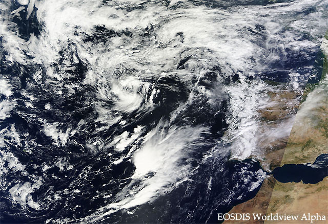 Imagen visible de alta resolución sobre el Atlántico Norte Oriental. Satélite TERRA (sensor MODIS).