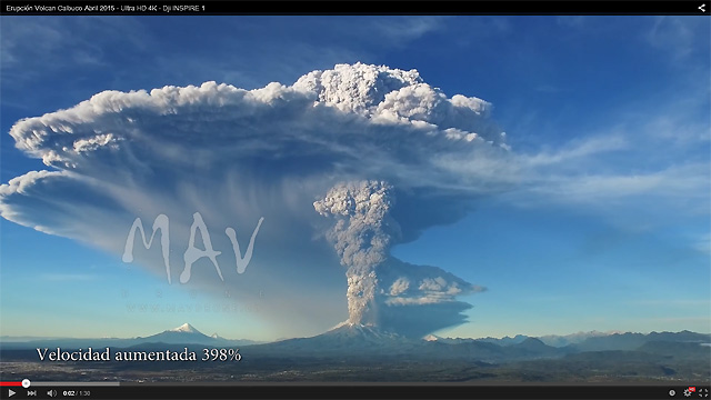 Captura de vídeo timelapse de la erupción del volcán Cabulco, Chile.