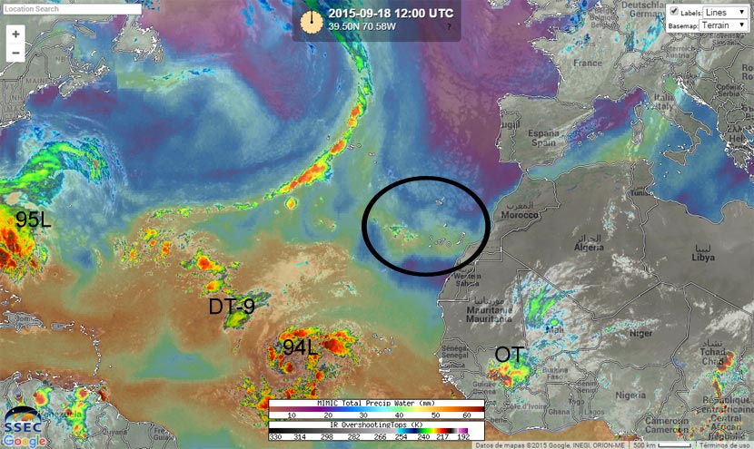 Superposición del Agua Precipitable Total e imagen infrarroja y falso color RGB (temperatura de los topes nubosos), 18 septiembre 2015, 12 UTC.