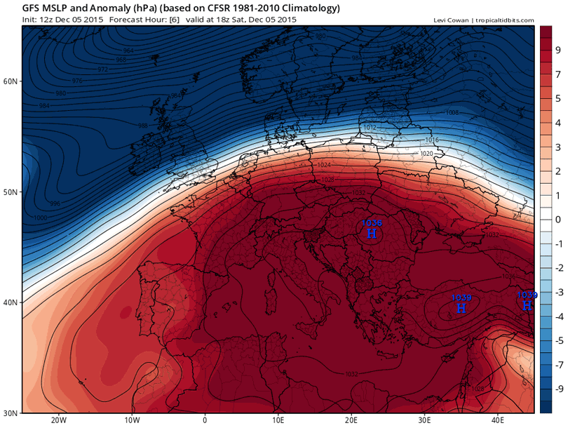 Anomalía actual de presión atmosférica a nivel de la superficie, según el modelo GFS. 6 diciembre 2015, 12 UTC.