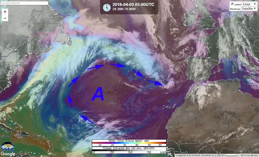 Combinación de imagen infrarroja y Agua Precipitable Total, hoy a las 05 UTC. Río atmosférico de humedad.